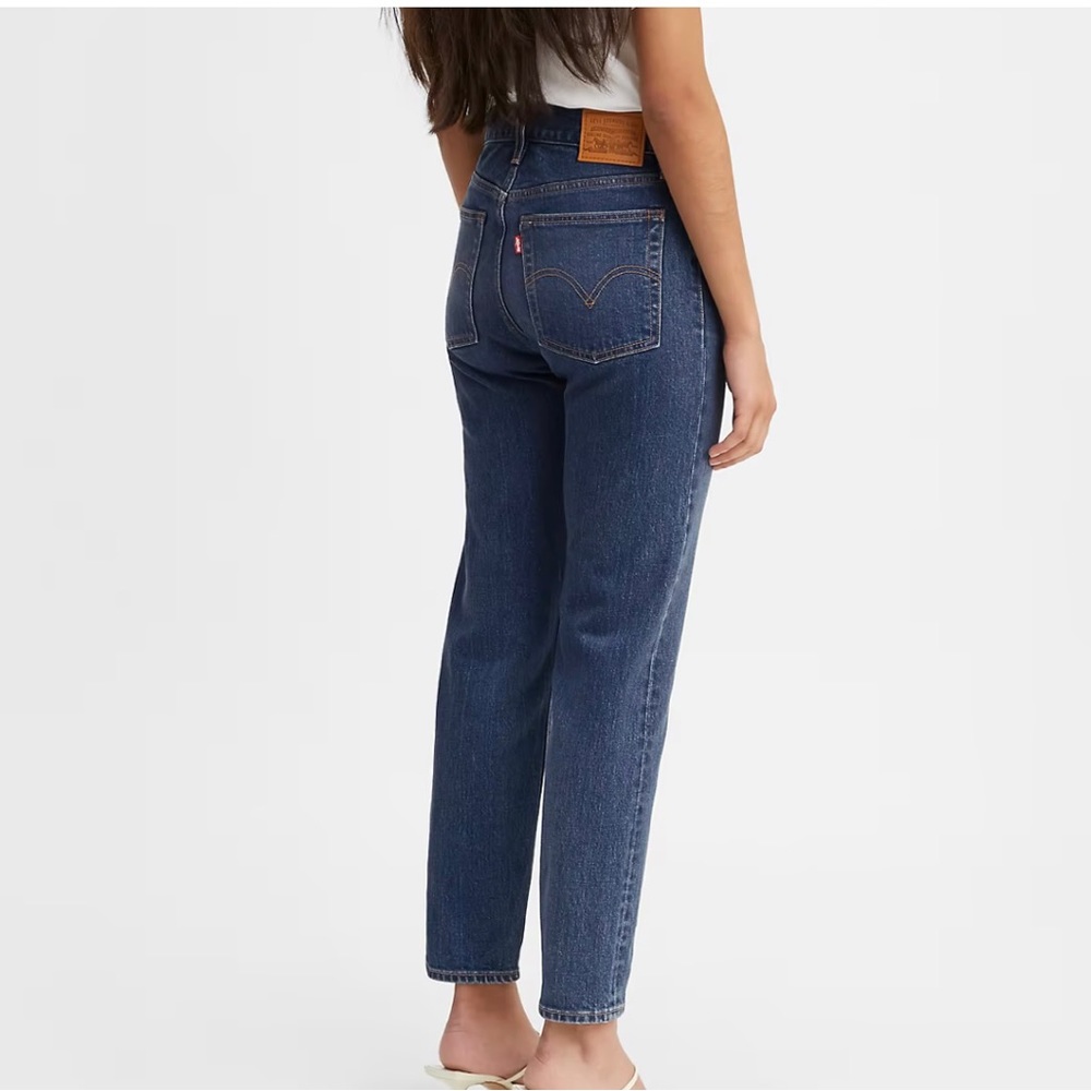 Levi’s wedgie jeans